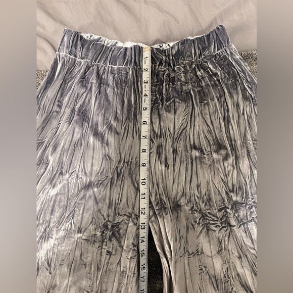 TOPSHOP Crushed Velvet Culottes - Picture 5 of 6